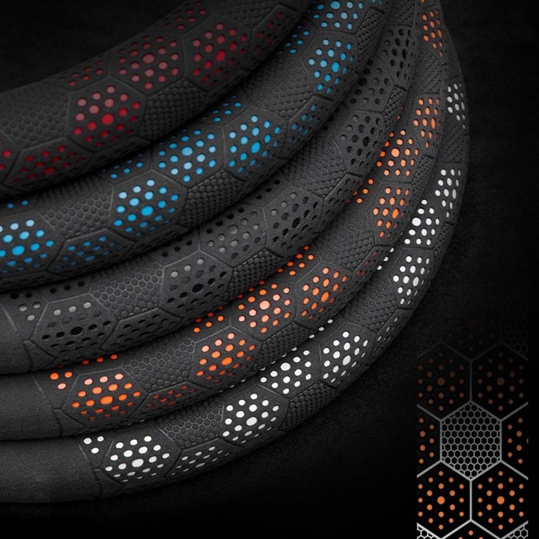 Gradient Suede All-Season Sweat-Absorbing Steering Wheel cover