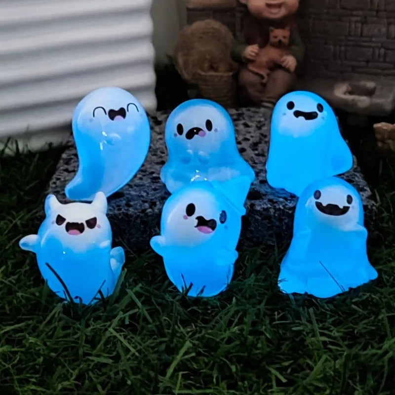 Halloween Ghost Luminous Car Ornaments – DIY Resin Micro Landscape Decorative Keychain Pendant