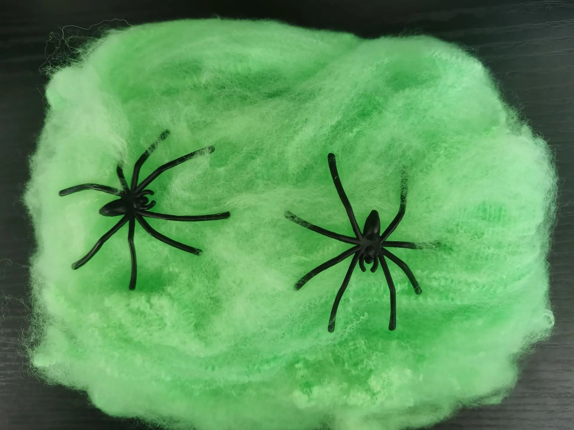 Artificial Spider Web for Halloween Decoration – Stretchy Cobweb for Scary Party Scenes & Horror House Decor